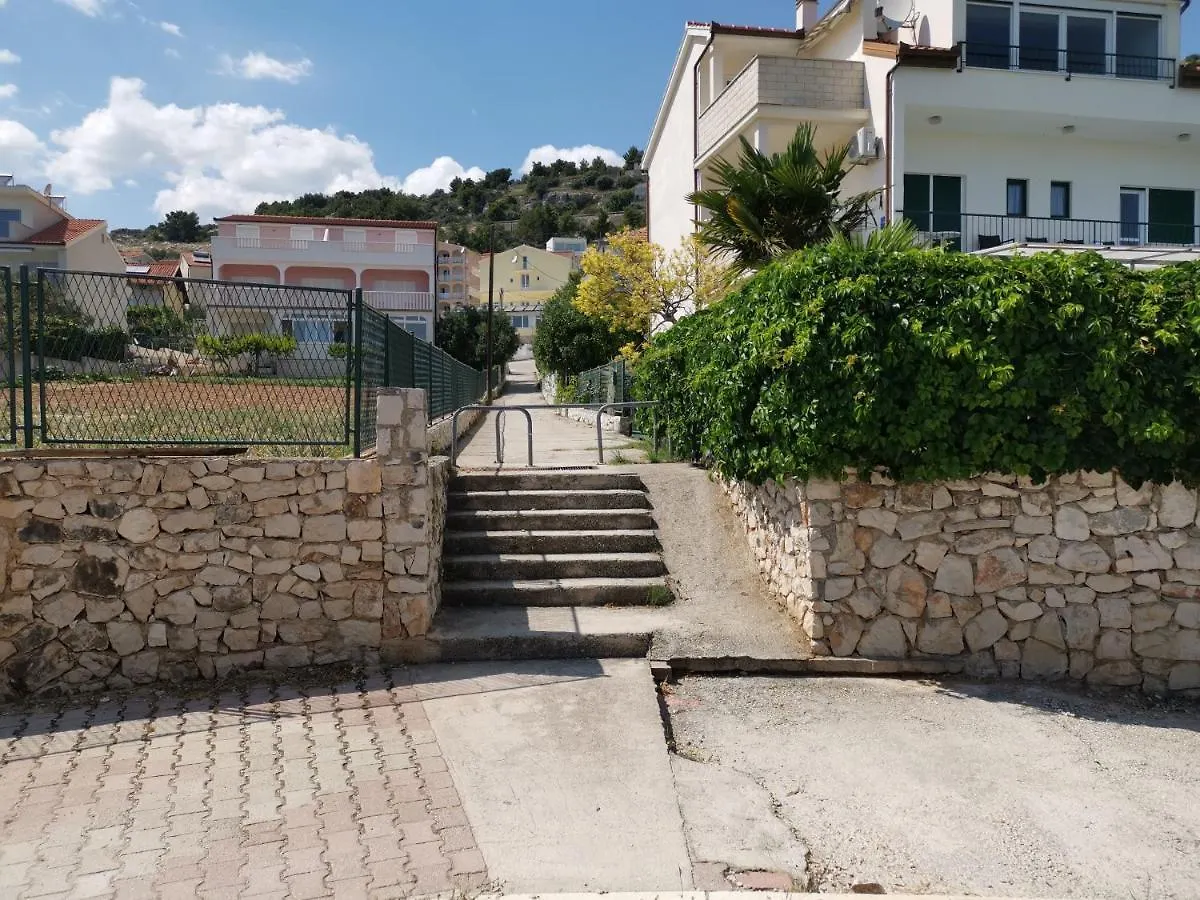 Villa Kairos Seget Donji 0*,  Croatia
